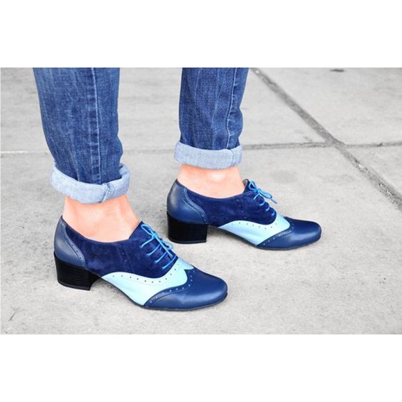 Handcrafted women oxford wingtip lace up brogue shoes - Picture 4 of 9